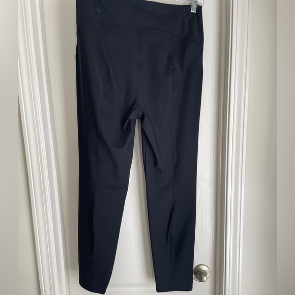 Here to There High Rise 7/8 Pant in black - Picture 3 of 3